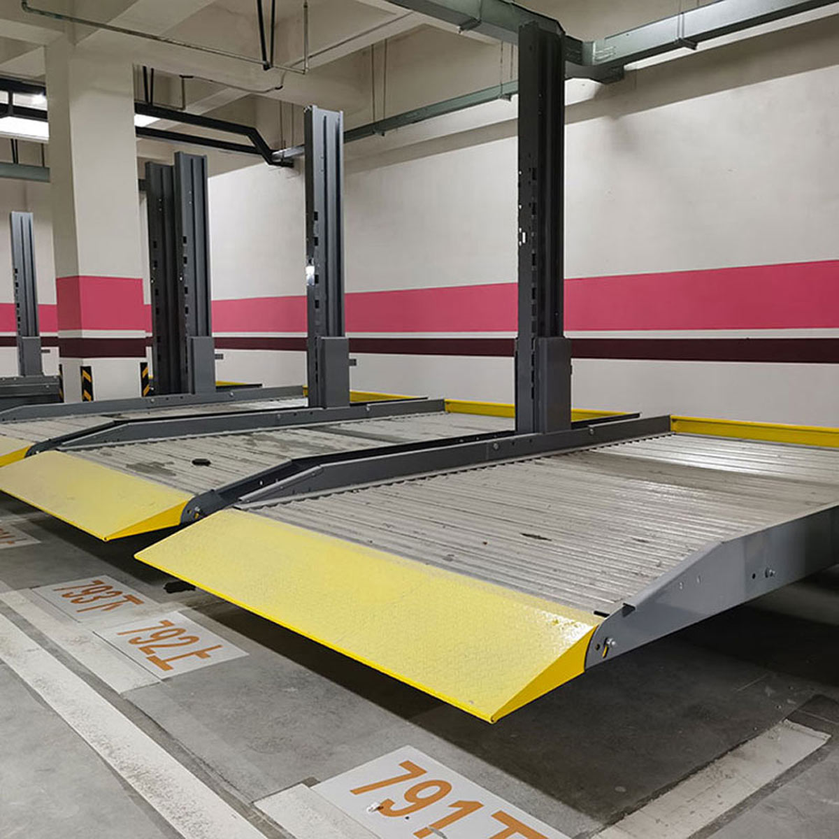 平移機(jī)械停車庫租用